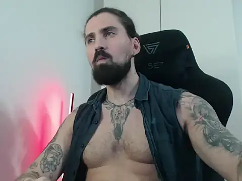 MateoHunk online show from December 2025 02:05:02 PM