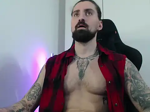 MateoHunk online show from November 2025 02:27:02 PM