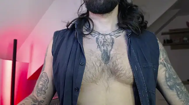Snapshot of MateoHunk chatting on December 2024 06:54:02 PM MateoHunk online show from December 2024 06:54:02 PM