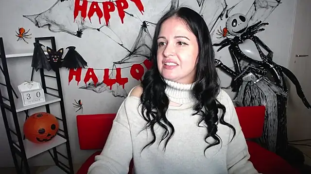 TayaBoret online show from October 2025 07:00:01 PM