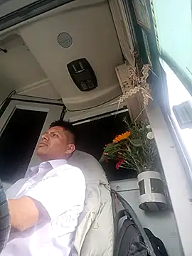 Snapshot of alexchir4 chatting on November 2025 09:08:01 PM alexchir4 online show from November 2025 09:08:01 PM