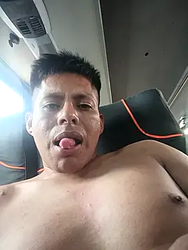 Snapshot of alexchir4 chatting on December 2025 09:54:02 PM alexchir4 online show from December 2025 09:54:02 PM