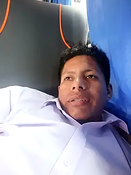 Snapshot of alexchir4 chatting on December 2025 08:21:01 PM alexchir4 online show from December 2025 08:21:01 PM