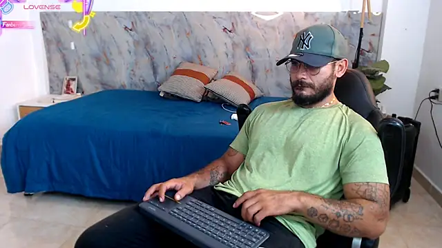 hanz col online show from December 2025 01:54:02 AM