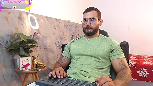 Snapshot of hanz_col chatting on October 2025 11:55:02 AM hanz col online show from October 2025 11:55:02 AM