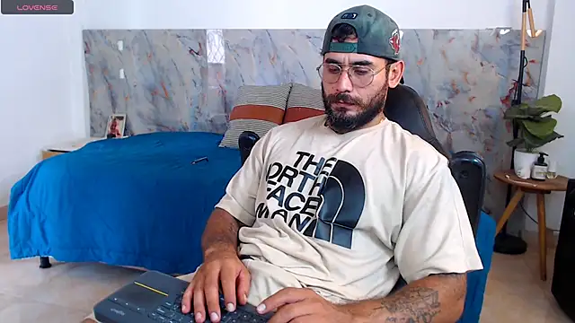 hanz col online show from December 2025 03:25:01 PM