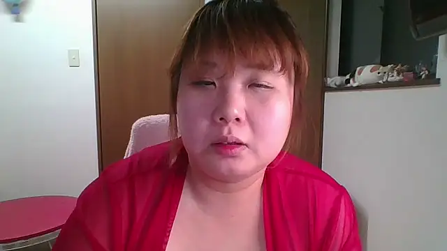 SAKU-RA-chan online show from April 2026 12:44:02 PM