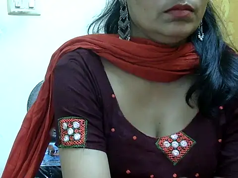 l l ish online show from October 2025 06:03:02 AM