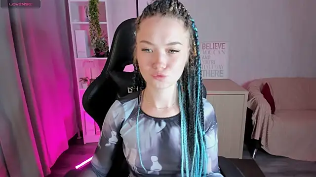 Kira yoon online show from November 2025 12:53:01 AM