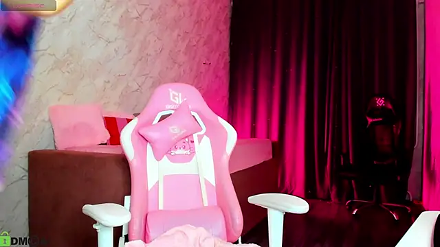 Kira yoon online show from October 2025 12:32:02 AM