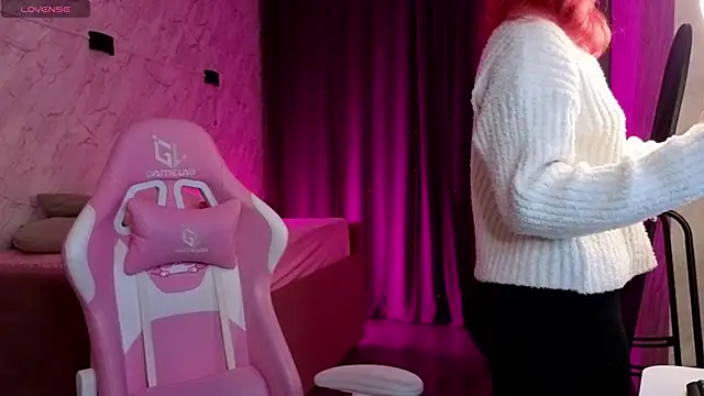 Kira yoon online show from December 2025 12:22:02 AM