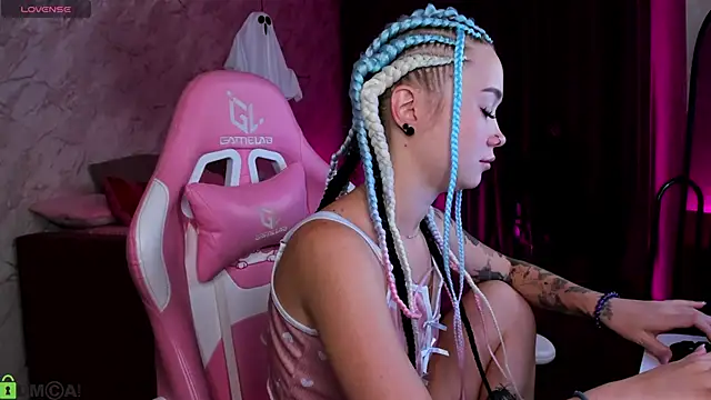 Kira yoon online show from October 2025 12:31:01 AM