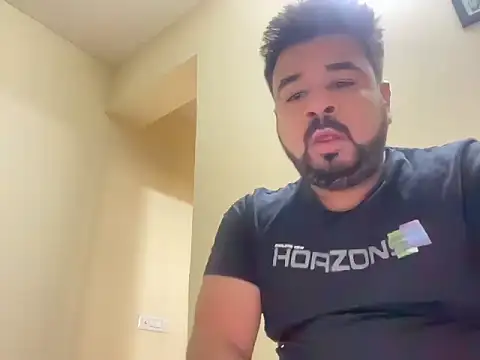 coolboy6566 online show from November 2025 08:17:01 AM