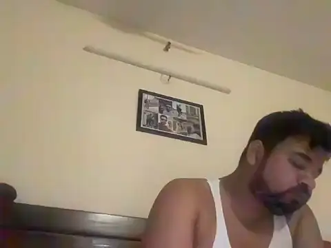 coolboy6566 online show from December 2025 01:05:02 AM