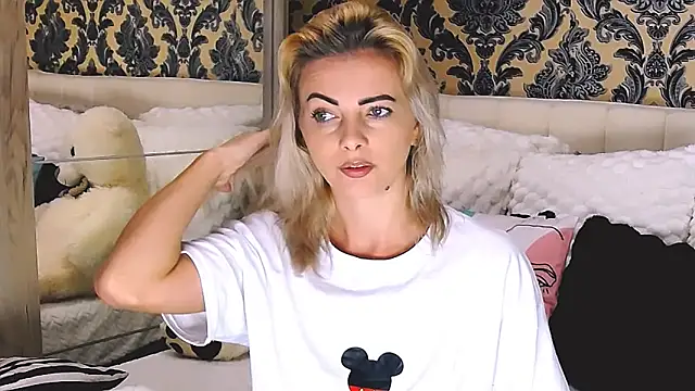 Aly girl1 online show from October 2025 09:00:02 AM