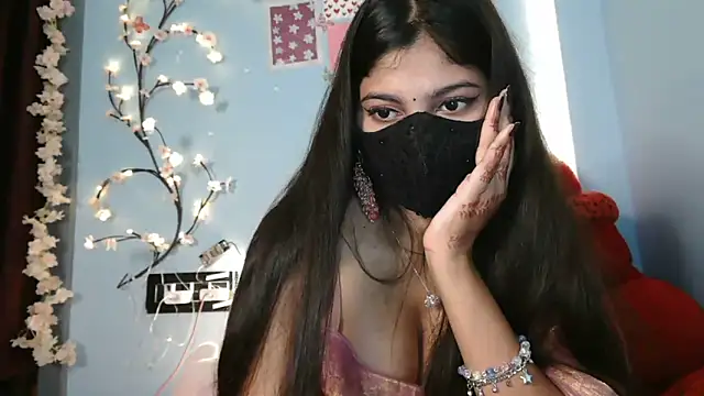 Reena Singh53 online show from November 2025 11:59:02 AM