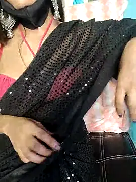 Snapshot of Reena_Singh53 chatting on March 2025 12:14:01 PM Reena Singh53 online show from March 2025 12:14:01 PM