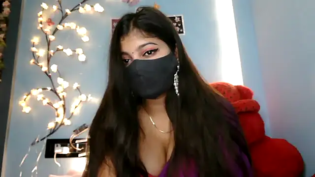 Snapshot of Reena_Singh53 chatting on September 2025 02:35:02 PM Reena Singh53 online show from September 2025 02:35:02 PM