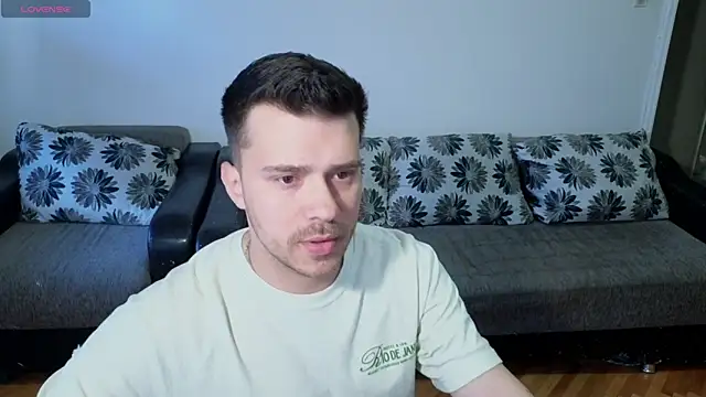 JohnnyStepBro online show from May 2026 03:15:02 PM
