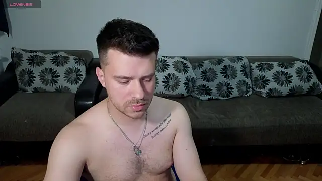 JohnnyStepBro online show from May 2026 12:31:01 AM