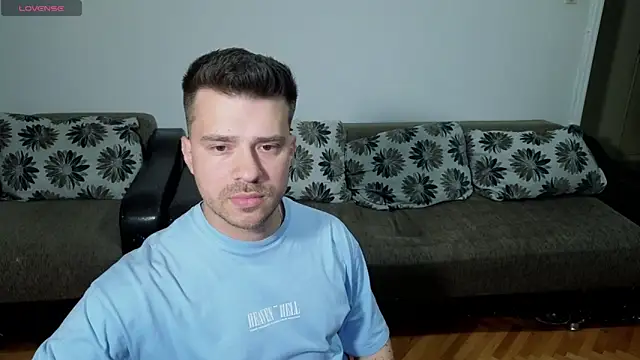 JohnnyStepBro online show from May 2026 11:58:02 PM