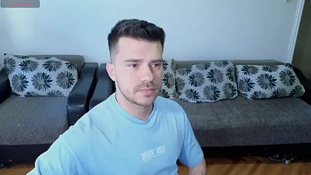 JohnnyStepBro online show from May 2026 12:25:01 PM