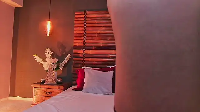 Snapshot of MadilynFox chatting on December 2025 08:02:02 PM MadilynFox online show from December 2025 08:02:02 PM