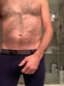 Snapshot of MaxVain chatting on January 2025 04:11:02 AM MaxVain online show from January 2025 04:11:02 AM