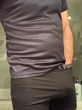 Snapshot of MaxVain chatting on January 2025 02:30:01 AM MaxVain online show from January 2025 02:30:01 AM