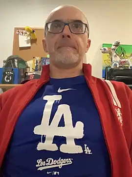 Snapshot of MaxVain chatting on March 2025 12:44:01 AM MaxVain online show from March 2025 12:44:01 AM