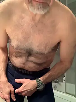 Snapshot of MaxVain chatting on February 2025 02:28:01 AM MaxVain online show from February 2025 02:28:01 AM