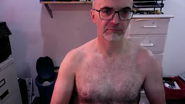 Snapshot of MaxVain chatting on December 2024 08:58:01 PM MaxVain online show from December 2024 08:58:01 PM