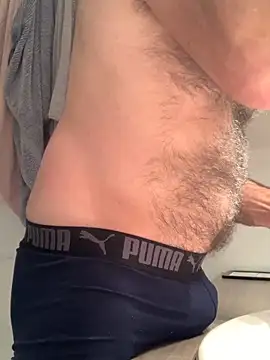 Snapshot of MaxVain chatting on December 2024 02:47:02 AM MaxVain online show from December 2024 02:47:02 AM