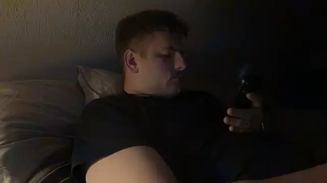 Snapshot of BigSammy1995 chatting on February 2025 02:39:02 AM BigSammy1995 online show from February 2025 02:39:02 AM