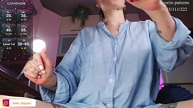 Snapshot of FoxRineHelen chatting on December 2025 07:30:01 PM FoxRineHelen online show from December 2025 07:30:01 PM