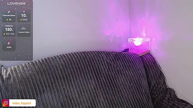 Snapshot of FoxRineHelen chatting on October 2025 02:51:01 PM FoxRineHelen online show from October 2025 02:51:01 PM