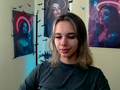  StAcY online show from September 2025 06:18:01 AM