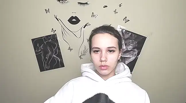  StAcY online show from March 2025 01:45:01 PM
