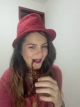 Hanny 24 online show from October 2025 03:18:01 AM