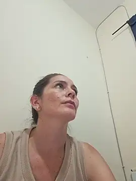 Hanny 24 online show from February 2026 08:15:02 PM