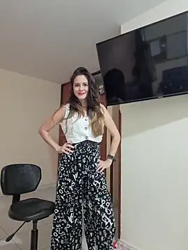 Hanny 24 online show from February 2026 08:26:01 PM