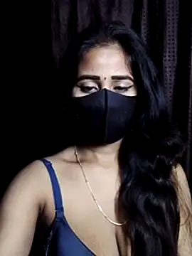 Lalisa sexy online show from February 2026 05:10:01 PM