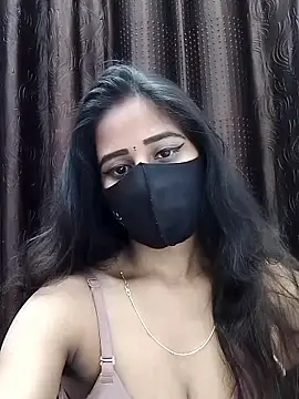 Lalisa sexy online show from February 2026 05:00:02 PM