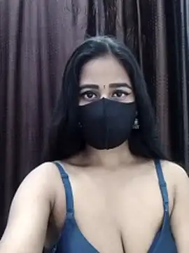 Lalisa sexy online show from November 2025 04:18:02 PM