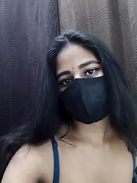 Lalisa sexy online show from April 2026 06:22:01 PM