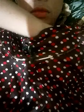 Hotty-queen online show from October 2025 01:39:01 AM