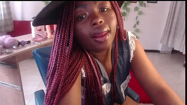  Zooee online show from October 2025 09:26:02 PM