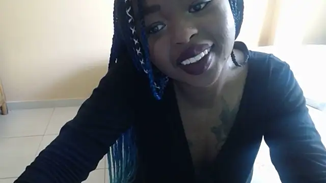 Snapshot of _Zooee chatting on February 2025 01:54:02 PM Zooee online show from February 2025 01:54:02 PM
