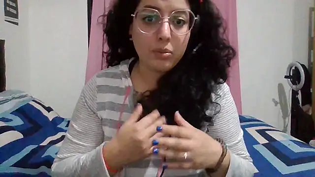 babyluna939 online show from April 2026 01:42:02 AM