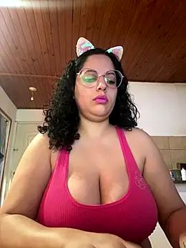 Snapshot of babyluna939 chatting on November 2025 02:53:02 PM babyluna939 online show from November 2025 02:53:02 PM